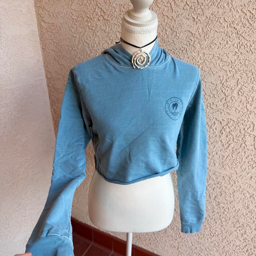 Rip curl Blue cropped hoodie with hood.